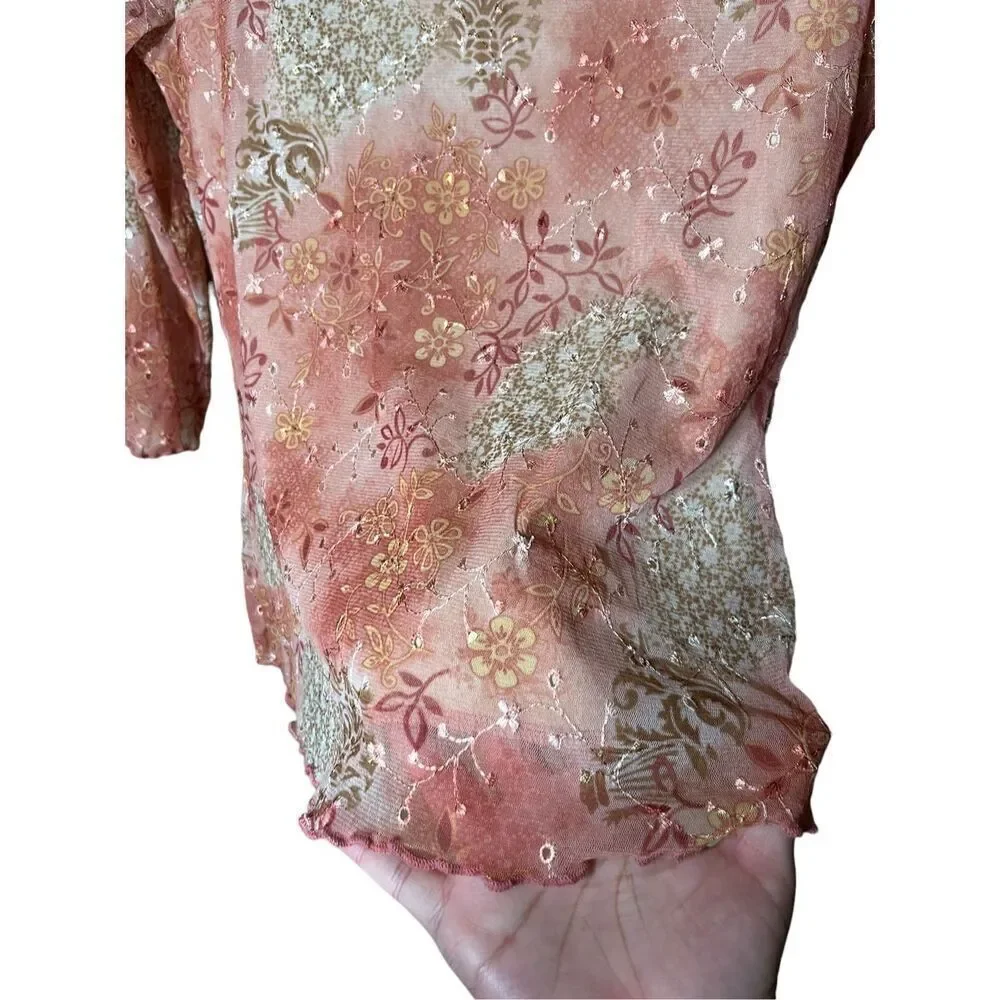 Dressbarn Y2K Floral Embroidered 3/4 Sleeve Top‎